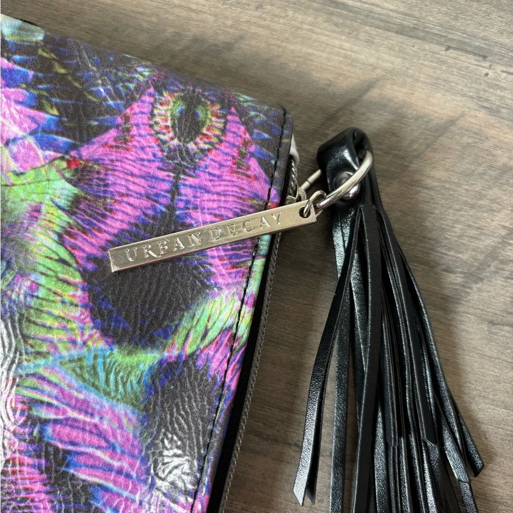 Urban Decay Manic Travel Bag in Purple‎ & Green Clutch